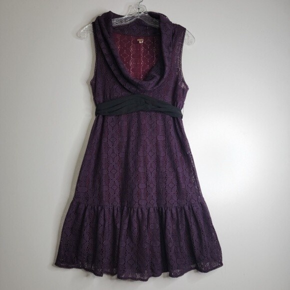 Free People Women's Lace Cowl Neck Mini Dress  Purple sz 8 - Picture 2 of 10